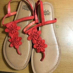 Girls size 7 sandals